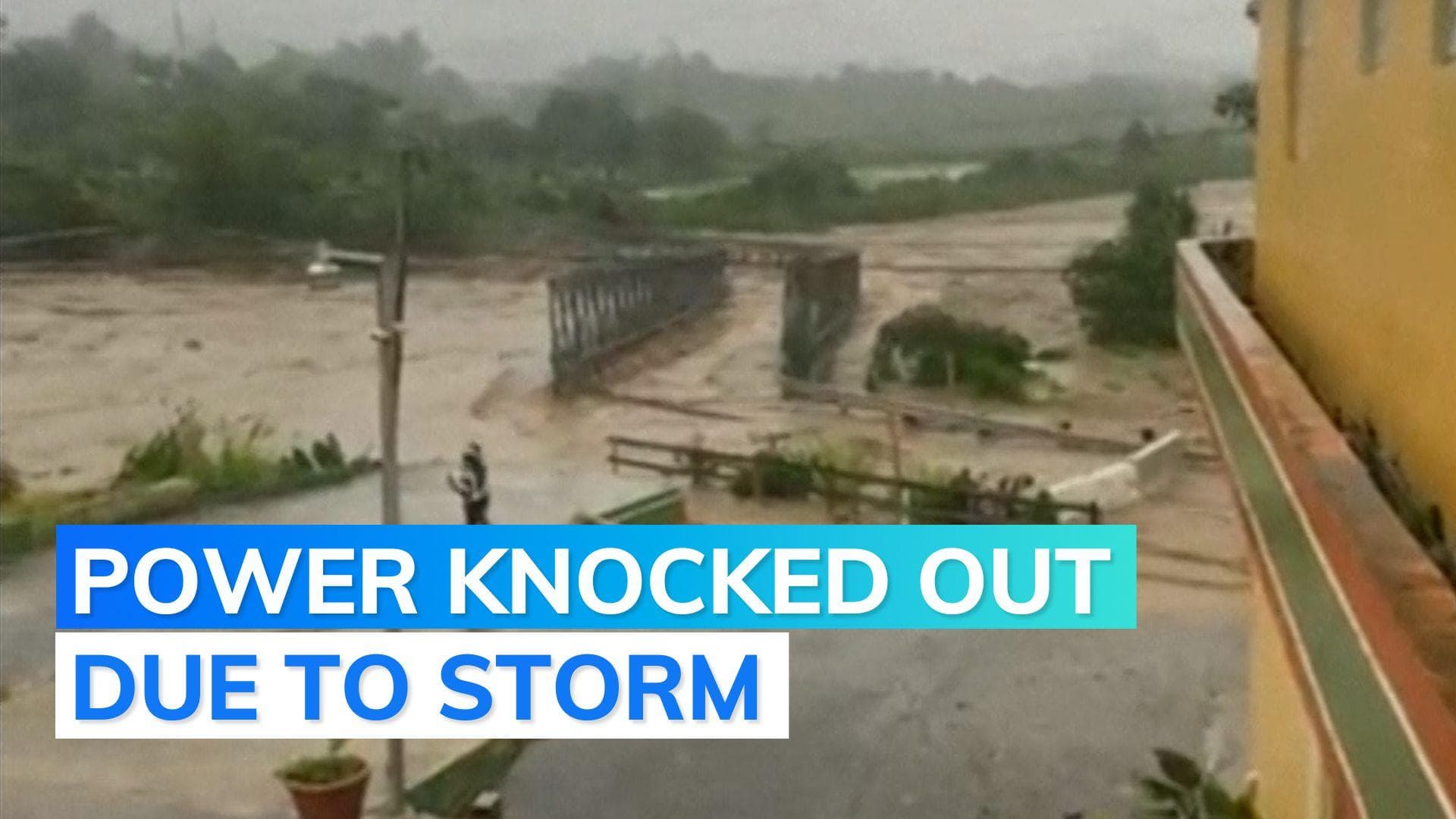 Video: bridge swept away by Hurricane Fiona in Puerto Rico