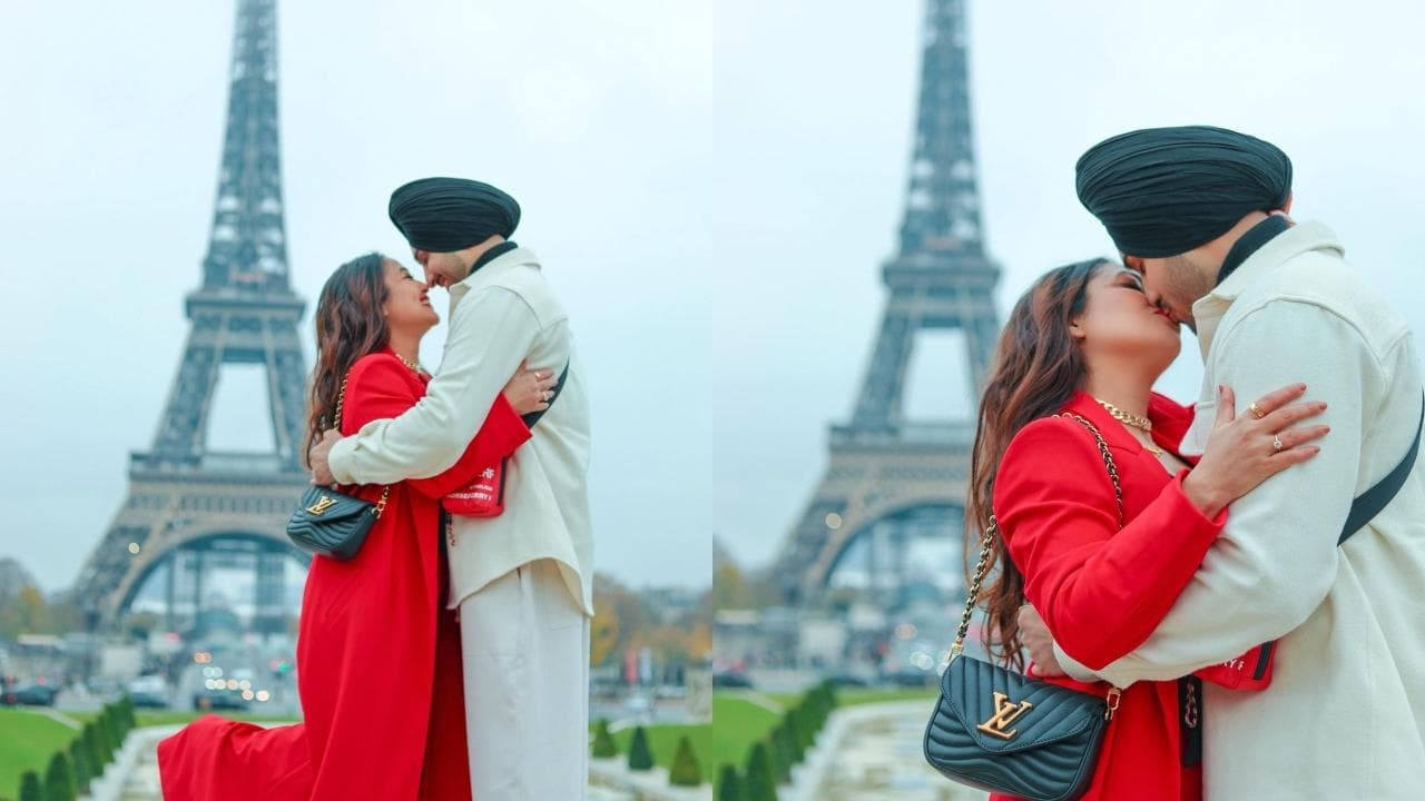 Neha Kakkar Photo: पेरिस में Rohanpreet संग रोमांटिक हुईं Neha Kakkar, शेयर की तस्वीरें