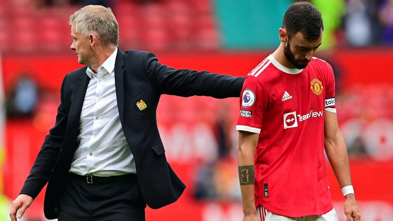 Premier League: Manchester United flounder as Aston Villa win at Old Trafford 