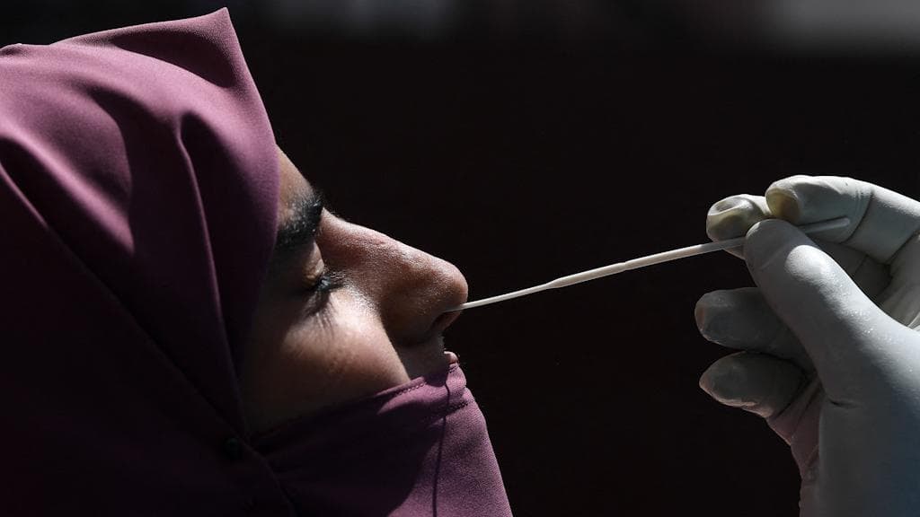 India Covid Update : দেশে সামান্য কমল দৈনিক সংক্রমণ, একদিনে করোনা আক্রান্ত ১১,১০৬ জন; মৃত ৪৫৯