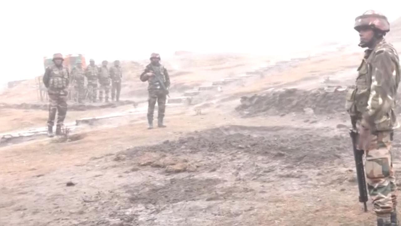 Indian Army Jawan Death: অরুণাচলের তুষারধসে মৃত্যু ৭ নিখোঁজ জওয়ানের, শোকপ্রকাশ মমতা বন্দ্যোপাধ্যায়ের