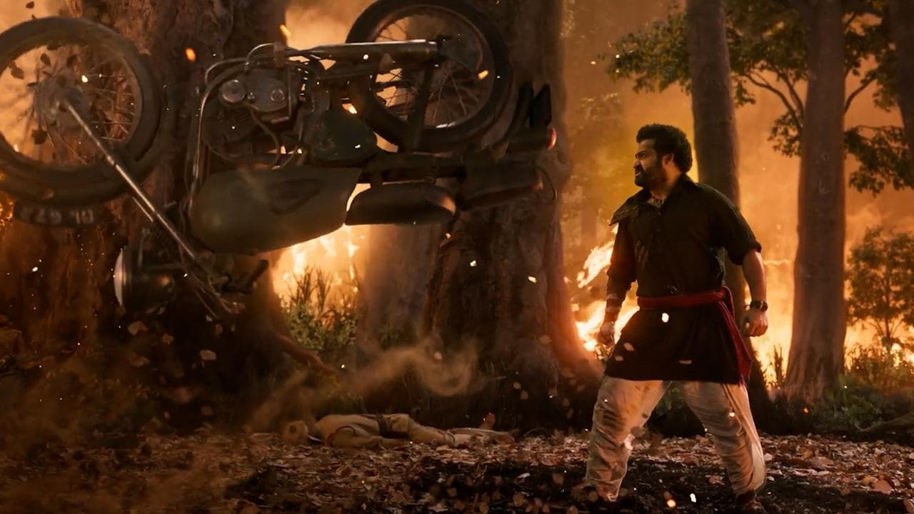 Jr NTR और Ram Charan  की फिल्म 'RRR' 25 मार्च, 2022 को होगी रिलीज