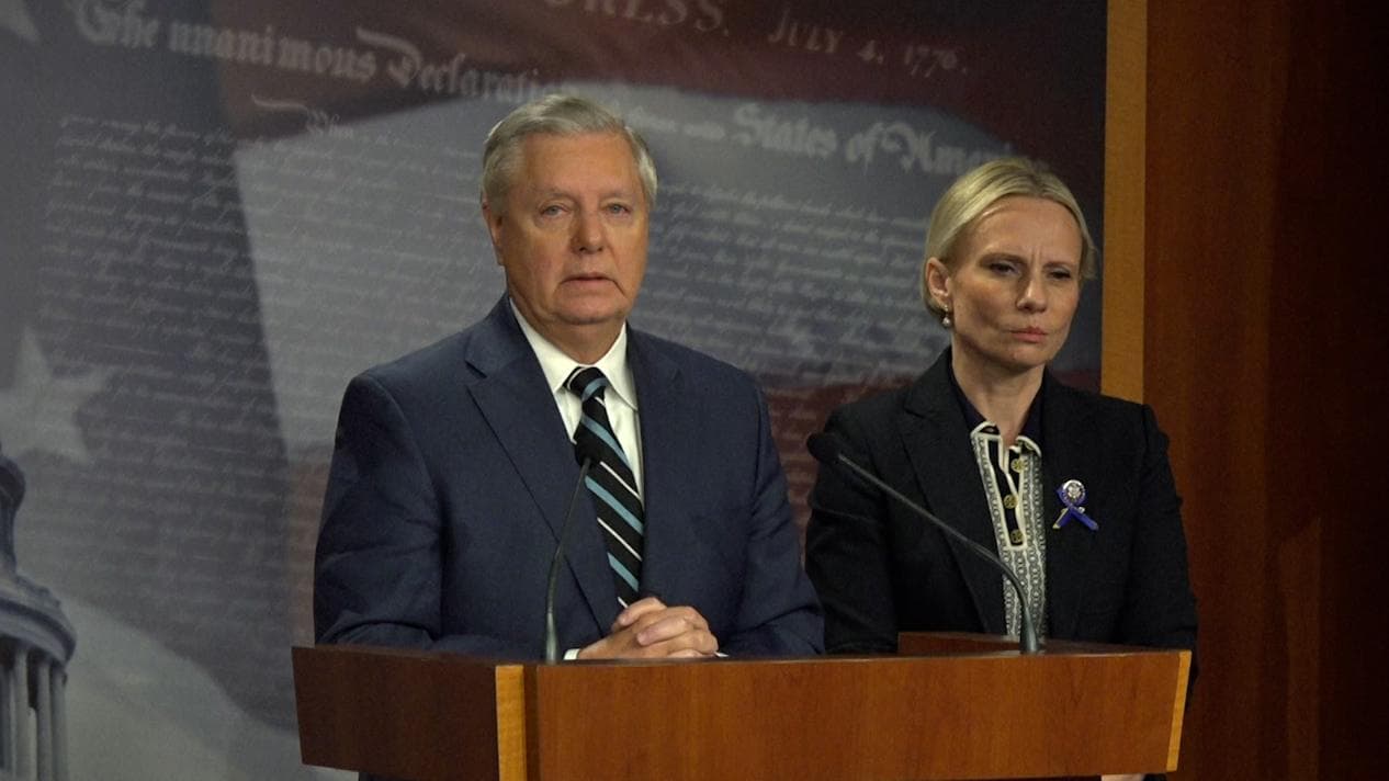 Vladimir Putin: 'প্রকাশ্যে হত্যা করা উচিত পুতিনকে', বিতর্কিত মন্তব্য আমেরিকার সেনেটরের