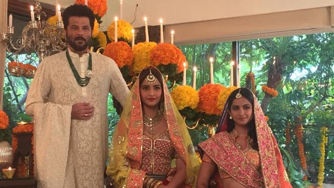 Anil Kapoor ने सोनम और रिया के बचपन की फोटोज की शेयर, बेटियों के लिए लिखा इमोशनल कैप्शन