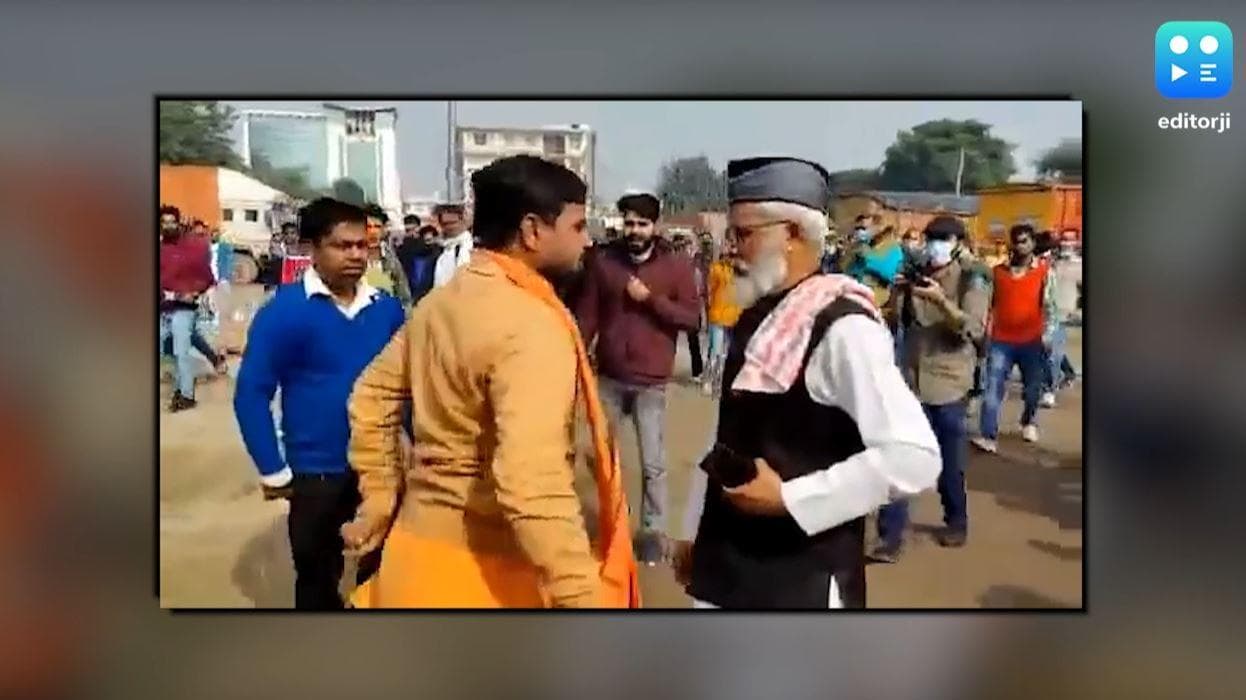 Gurugram में अलॉटेड जगह पर फिर नमाज के दौरान लगे नारे, पुलिस ने डीटेन किए लोगों को छोड़ा 