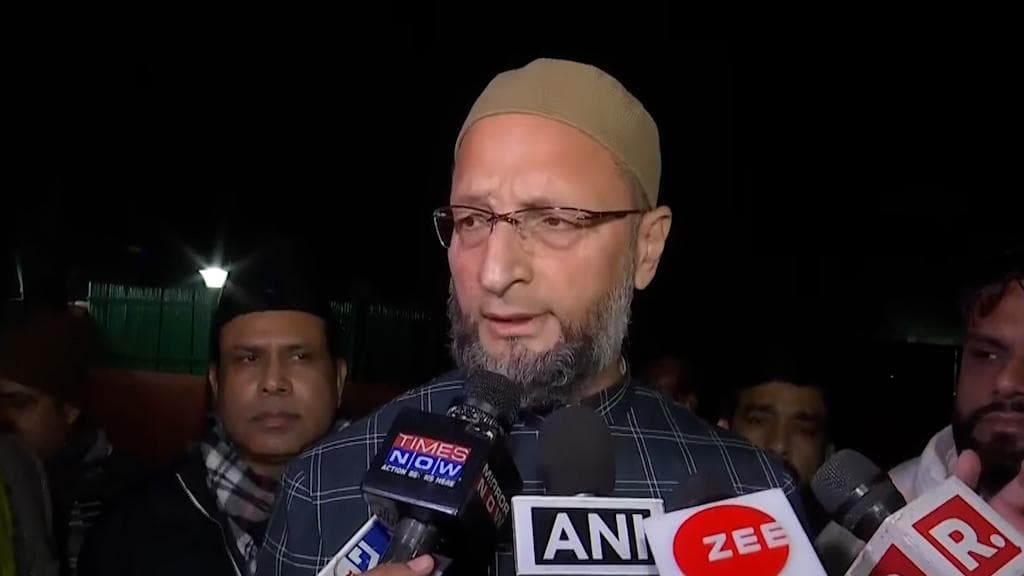Shots fired at AIMIM chief Asaduddin Owaisi's car in Uttar Pradesh