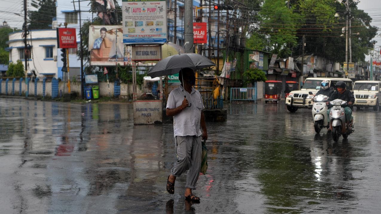 Bengal Weather Update: কলকাতা সহ দক্ষিণবঙ্গের আকাশ মেঘলা, রয়েছে বৃষ্টিপাতের সম্ভবনা