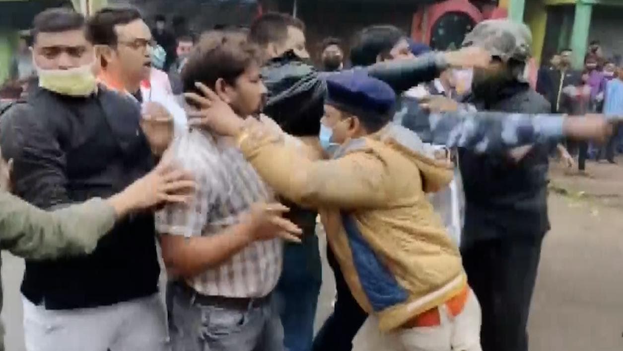 On camera: Violent clashes in Bengal, BJP blames TMC