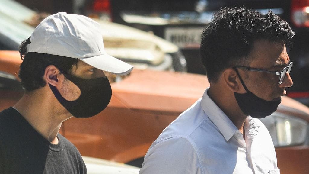 Aryan Khan: ২৬ অক্টোবর শুনানি, ততদিন পর্যন্ত জেলেই আরিয়ান