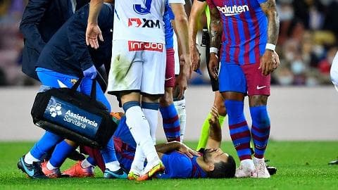 'Always Positive': Sergio Aguero refutes rumours about not playing anymore