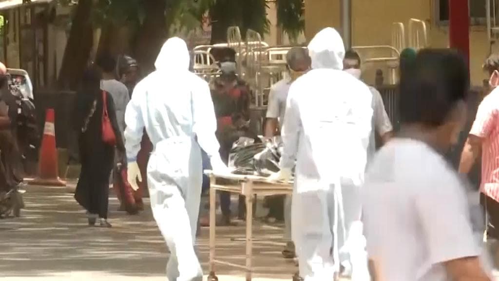 Omicron: দেশে ওমিক্রনের প্রথম বলি মহারাষ্ট্রের প্রৌঢ়