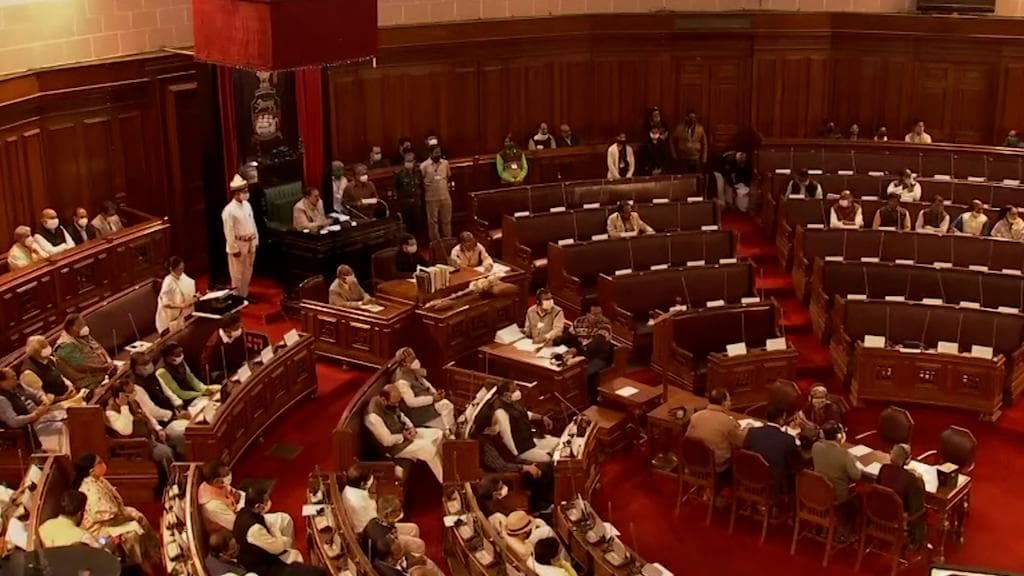 BJP: মদের দাম কমানো নিয়ে তুলকালাম রাজ্য বিধানসভায়, ওয়াকআউট করলেন বিজেপির বিধায়করা