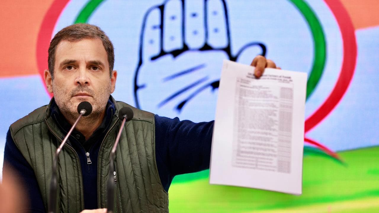 Govt says no data on farmer deaths, Congress says take data from us