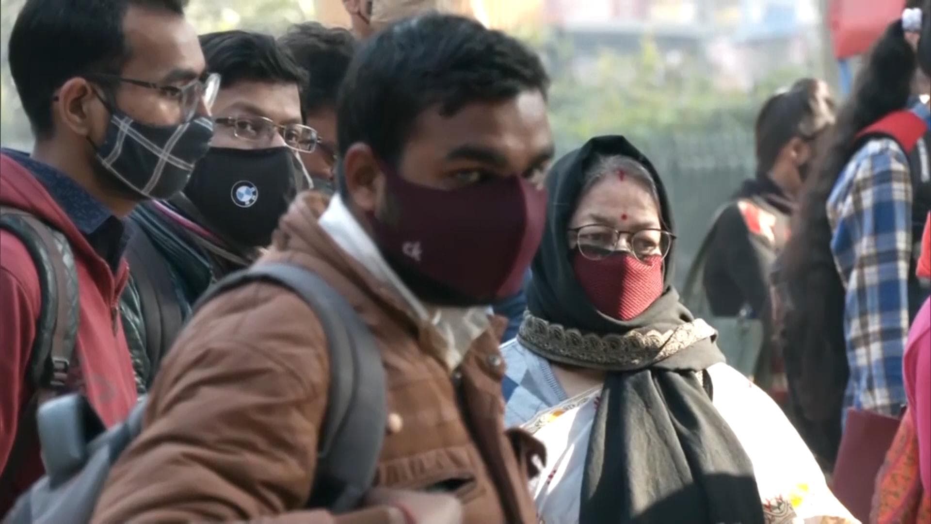 Home ministry to regional govts: Omicron highly transmissible, consider imposing need-based curbs 