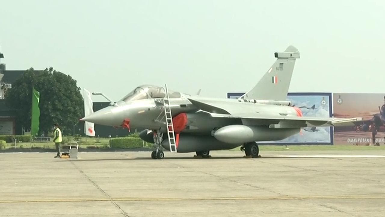 Rafale deal: फ्रांसीसी जर्नल 'मीडियापार्ट' का बड़ा दावा, डील के लिए बिचौलिए को दी गई 65 करोड़ की घूस