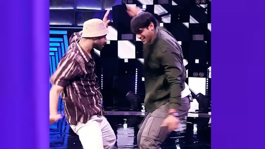 Neeraj Chopra: गोल्ड मेडलिस्ट नीरज चोपड़ा का धांसू डांस वायरल, बारात से लेकर पार्टी वाला डांस देखिए... 