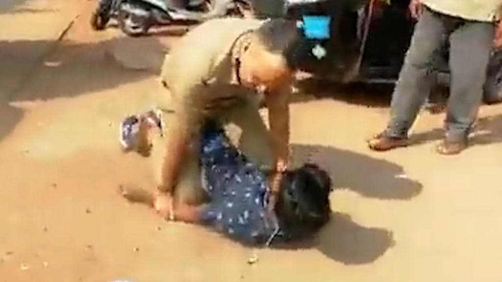Watch: Mangalore cop pins down a thief after a very dramatic chase