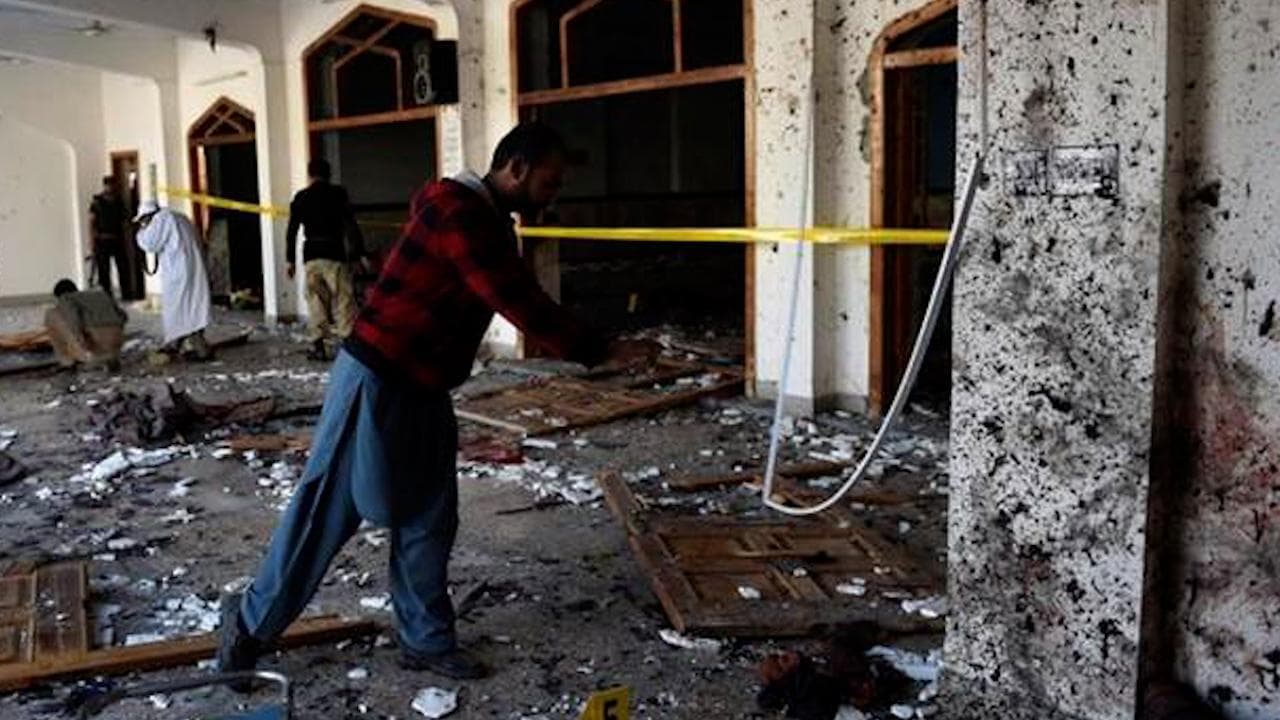 Pakistan: Suicide bombing at mosque during Friday prayers in Peshawar; at least 30 dead in terror attack