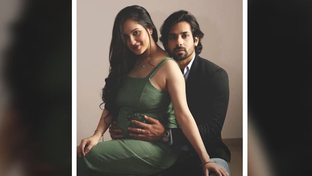 Puja Banerjee Marriage: ধুতি-পাঞ্জাবিতে সেজে বাবা মায়ের বিয়ে দেখতে গোয়ায় পাড়ি দিচ্ছে পূজা-কুণালের ছেলে