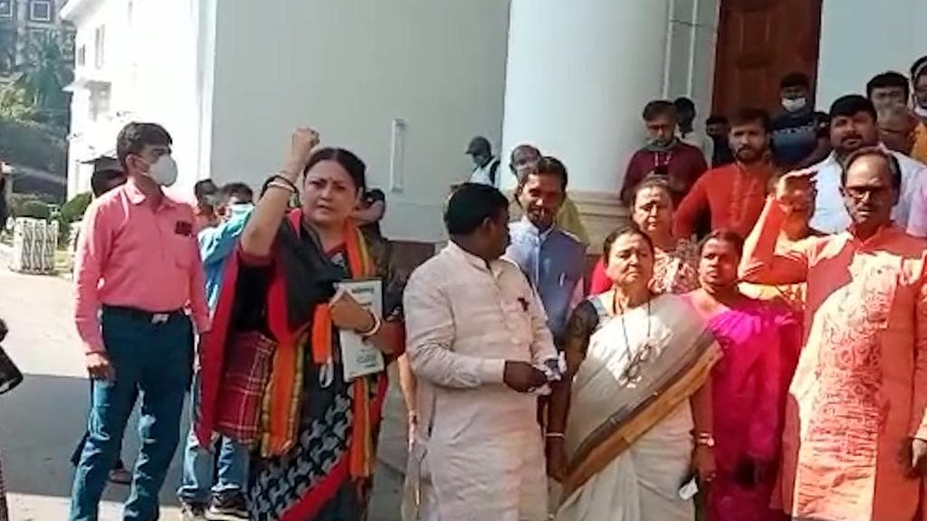 BJP: বিধানসভায় বিক্ষোভের জের, দুই বিজেপি বিধায়ক সাসপেন্ড, ফের তুমুল বিক্ষোভ বিজেপির
