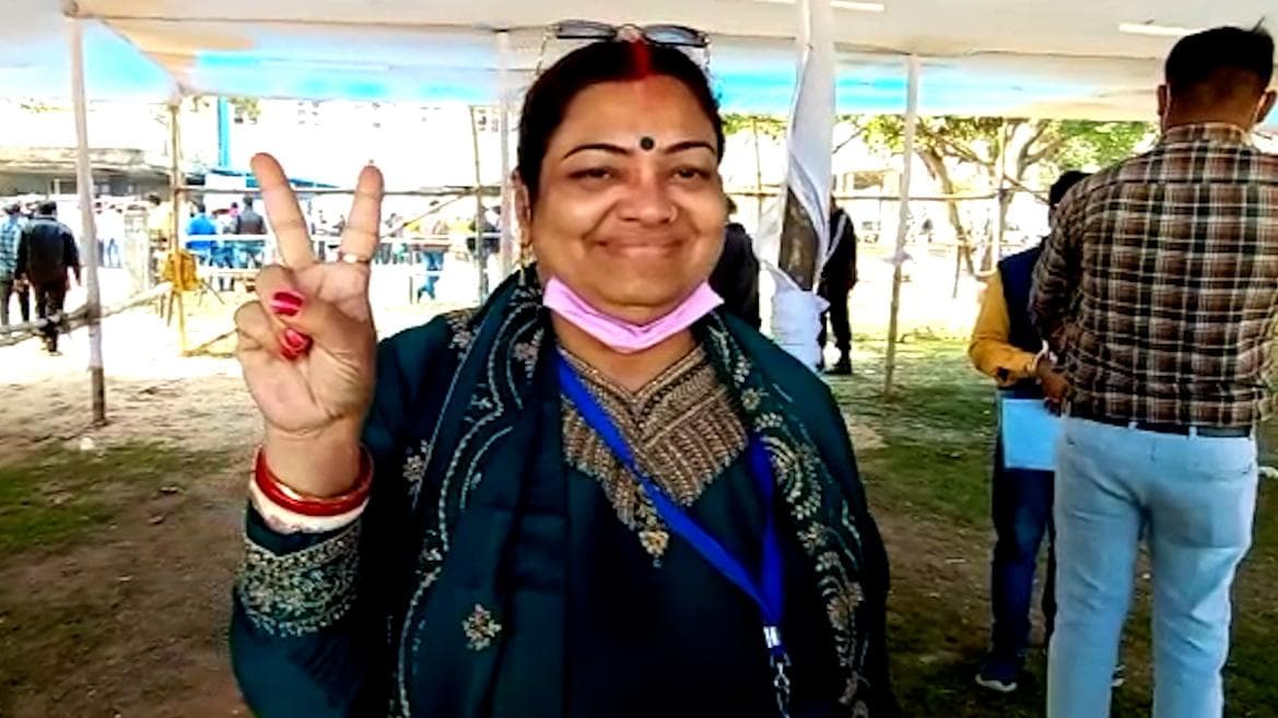 Asansol Municipal Election: প্রথমবার ভোটে জিতে সব কৃতিত্ব স্বামীকে দিলেন বিজেপি প্রার্থী চৈতালি তিওয়ারি