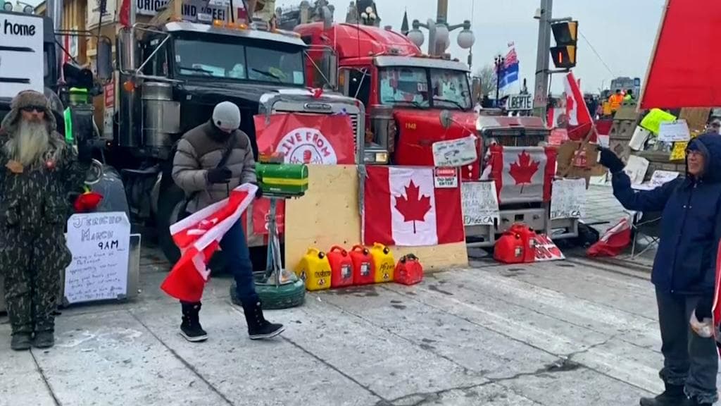 Truckers protest in Canada: তৃতীয় সপ্তাহে পড়ল অটোয়াতে ট্রাক চালকদের ধর্না, বিক্ষোভের রেশ কানাডা জুড়ে
