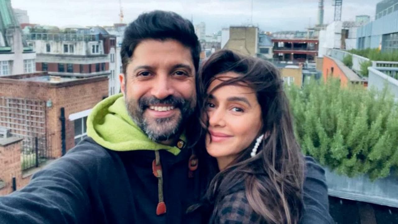 Farhan Akhtar और Shibani Dandekar की शादी की तारीख हो गई है पक्की? जानें पूरी अपडेट 