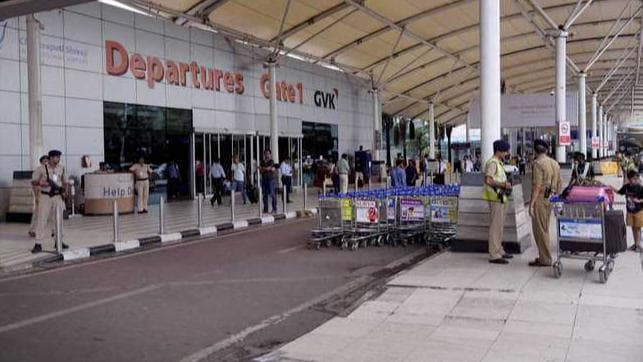 7-day mandatory home quarantine for all International passengers in India