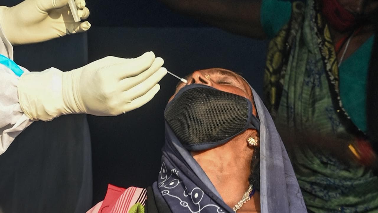 West Bengal Covid Update: রাজ্যে দ্রুত কমছে করোনা সংক্রমণ, মৃত্যুহীন বাংলায় একদিনে আক্রান্ত ১২৫ জন