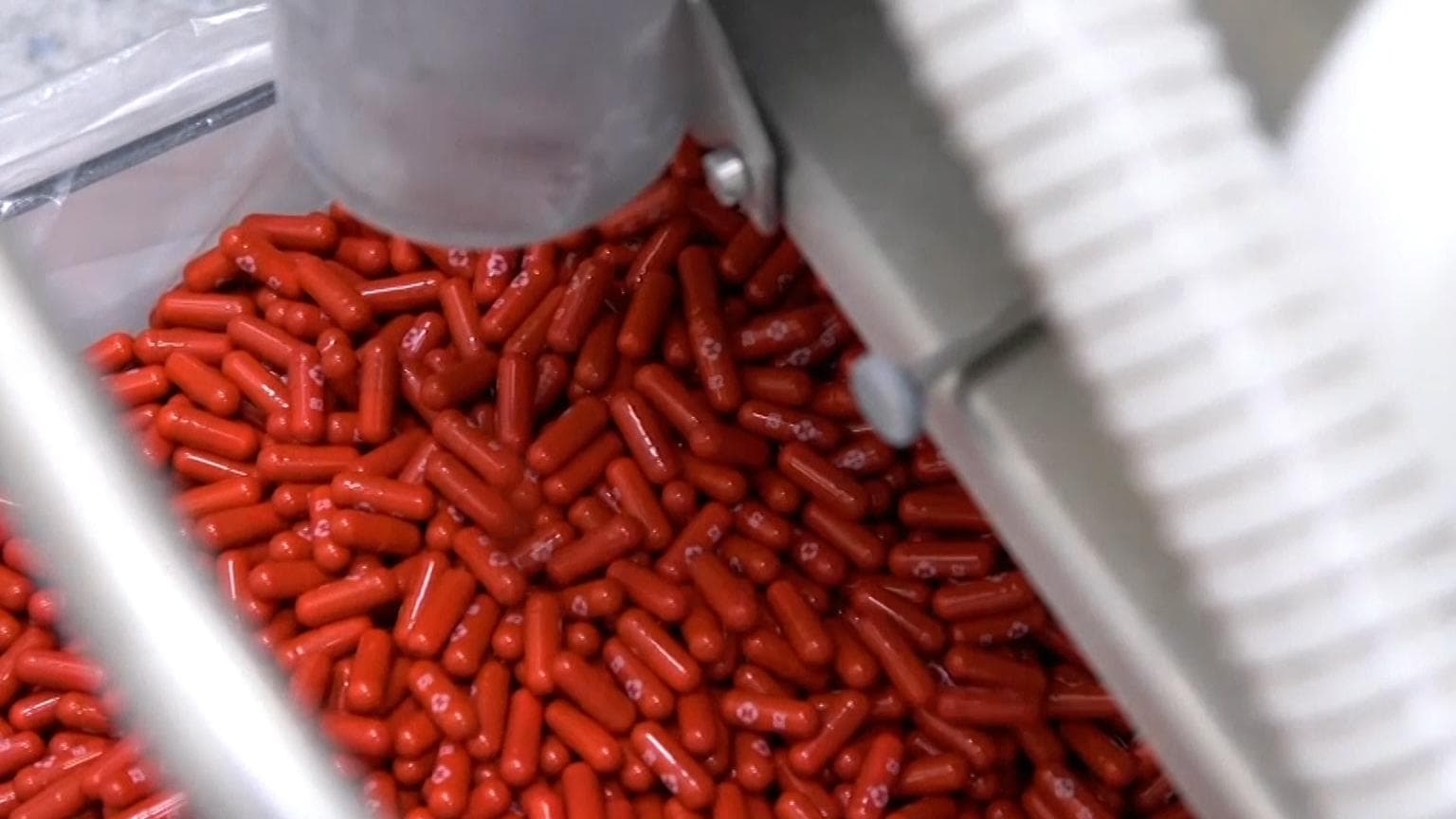 Coronavirus: কোভিড রুখতে নয়া ট্যাবলেট, ছাড়পত্র দিল ব্রিটেন