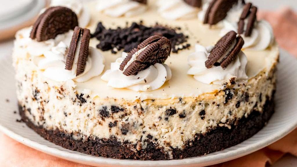 Oreo Cheese Cake Recipe : বেক না করেই বাড়িতে বানিয়ে নিন ওরিও চিজ কেক, রইল রেসিপি