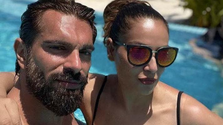  बिपाशा बसु मालदीव में एंजॉय कर रही हैं छुट्टियां, सोशल मीडिया पर की तस्वीरों की बौछार