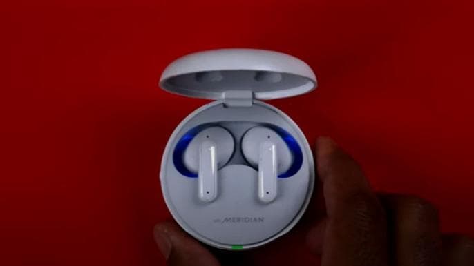 LG ToneFree FP9 Review: UV Cleaning Earbuds