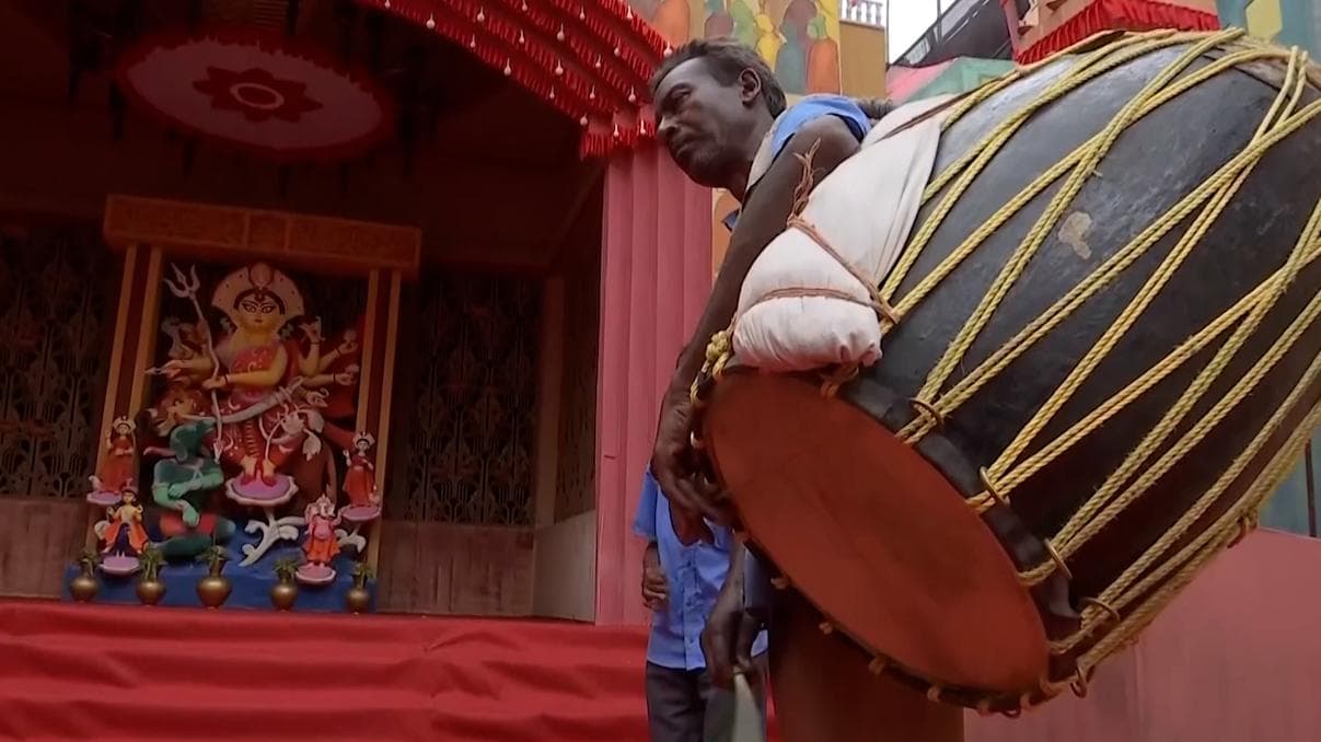 Durga Puja Shashthi: আজ মহাষষ্ঠী, দেবীর বোধন আজ