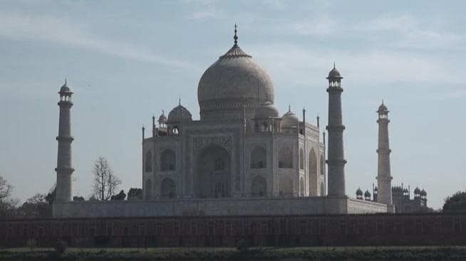 अब Taj Mahal के दीदार के लिए ऑनलाइन होगी टिकट बुकिंग, Corona के बढ़ते खतरे के बीच बंद हुई मेन्युअल खिड़की