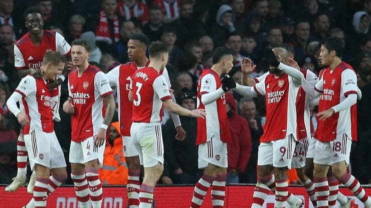 Premier League: Arsenal breeze past Southampton 3-0