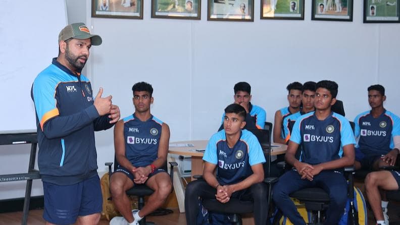 NCA में रोहित शर्मा ने पढ़ाया अंडर 19 टीम को जीत का पाठ, फिटनेस हासिल करने में जुटे हैं नए वनडे कप्तान