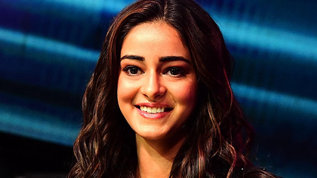 Ananya Pandey: আরিয়ানের পর আরও এক স্টার কিড! অনন্যা পাণ্ডের বাড়িতে NCB, আজই হাজিরার নির্দেশ 