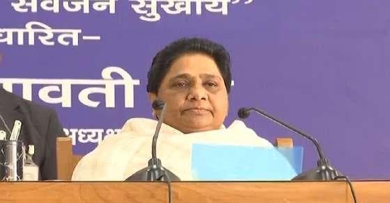 मोदी ने स्वार्थ के लिए अपनी जाति को पिछड़ा वर्ग घोषित किया- मायावती