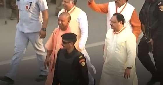 अमित शाह का विपक्ष से सवाल- आतंकी ममेरे भाई लगते हैं क्या?