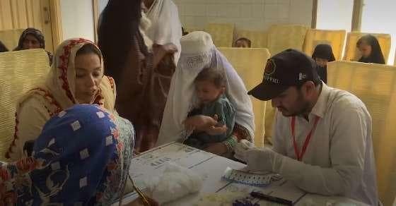 Pak के एक जिले में ही 500 से ज्यादा लोग HIV+, मचा हड़कंप