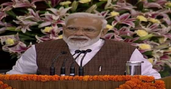 सांसदों को मोदी की नसीहत, छपास और दिखास कल्चर से बचें 