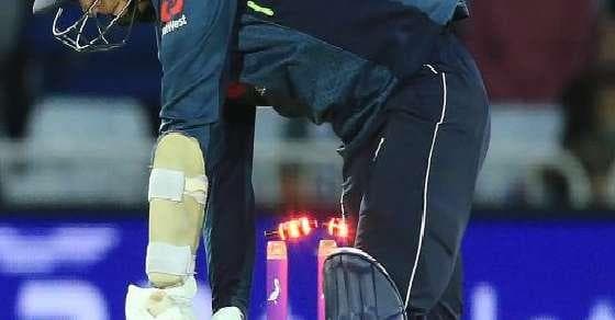 क्रिकेट वर्ल्ड कप में ज़िंग बेल्स पर उठे सवाल