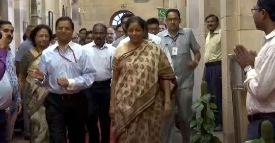 Budget unlikely to trim corporate tax rates : report 