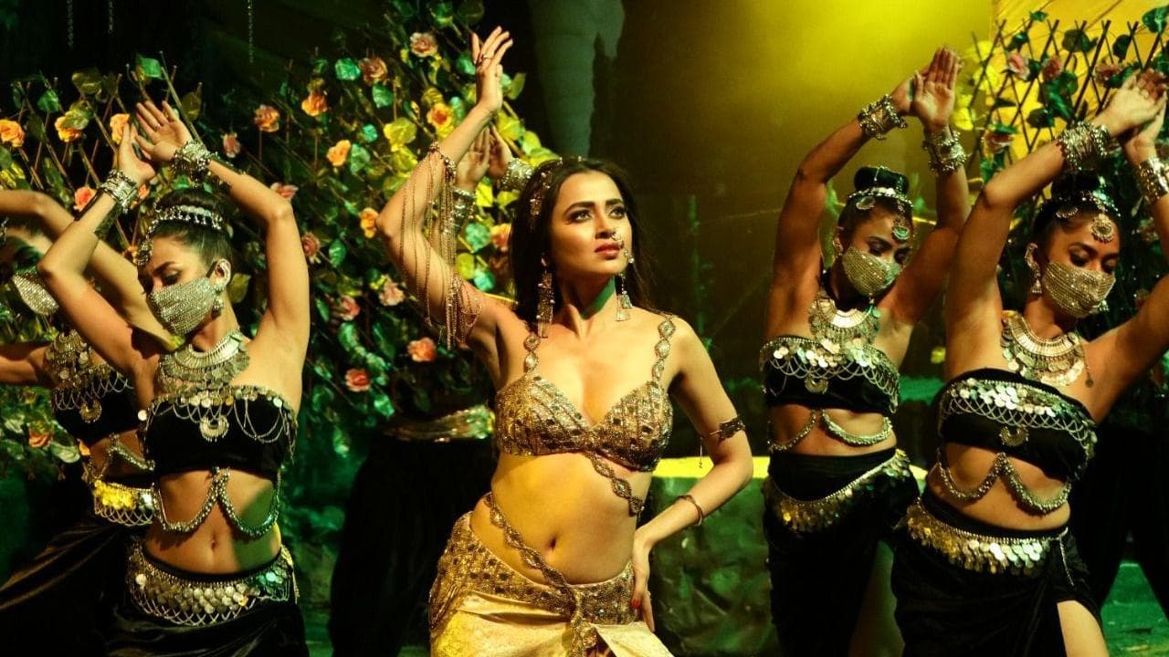 Naagin 6: Ekta Kapoor की नई 'नागिन' बनीं Tejasswi Prakash