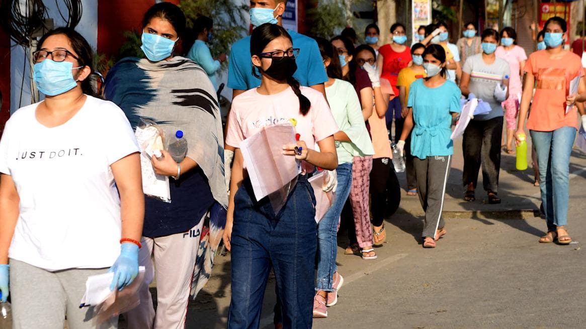 JEE Main Exam: শুরু হয়ে গেল JEE Main পরীক্ষার আবেদন প্রক্রিয়া, কবে হবে পরীক্ষা, বিস্তারিত জেনে নিন