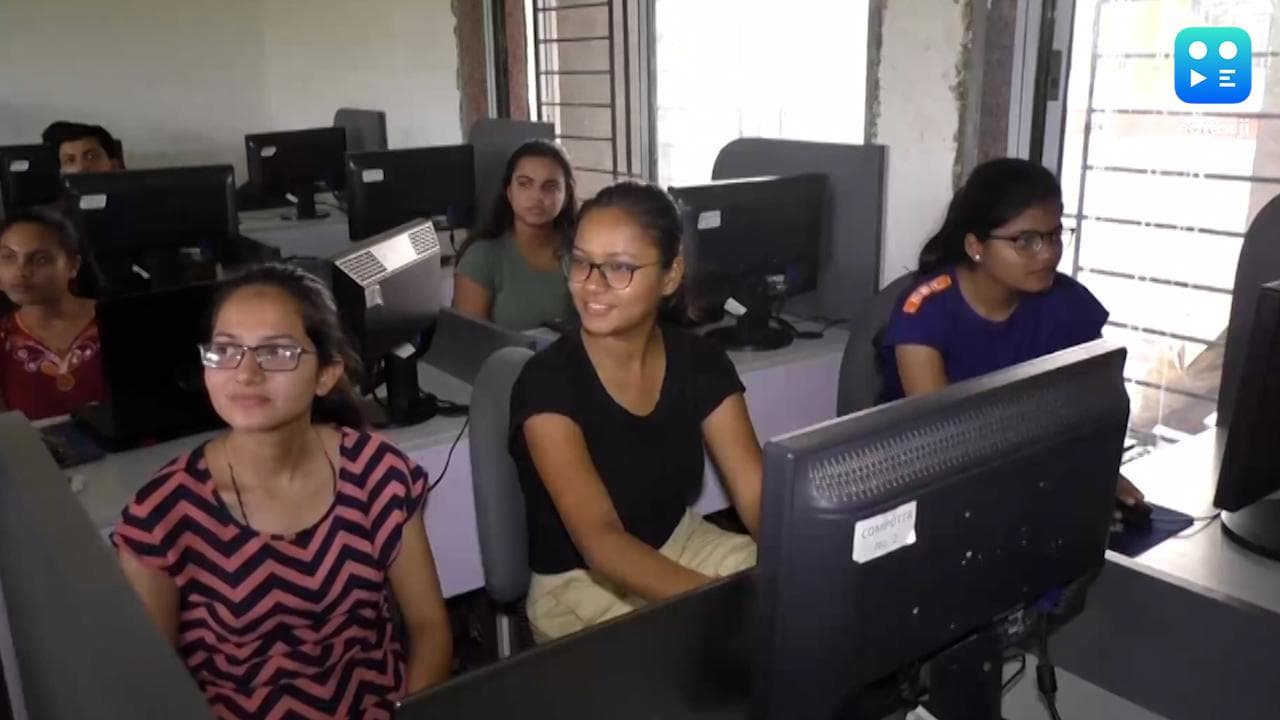 UGC News: স্নাতকস্তরে একই সঙ্গে দুটি পাঠক্রমে ভর্তির সুযোগ পাবেন পড়ুয়ারা, সিদ্ধান্ত ইউজিসি-র