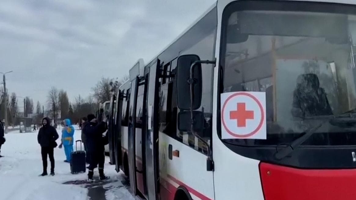Ukraine India : অবশেষে ইউক্রেনের শহর সুমি থেকে শুরু উদ্ধারের কাজ, প্রাথমিক ভাবে উদ্ধার ৬৯৪ জন ভারতীয়