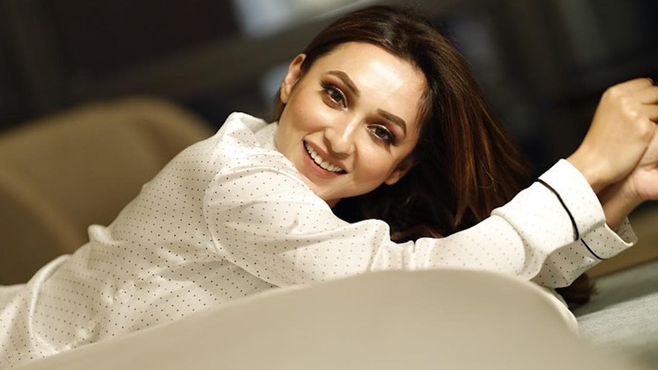 Rituporna-Mimi : ঋতুপর্ণ ঘোষের ছবির অংশ না হতে পারার আক্ষেপ আজও রয়ে গিয়েছে মিমি চক্রবর্তীর