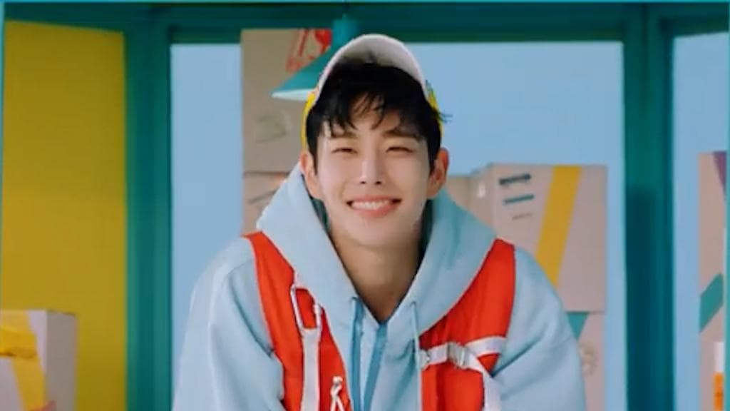 Astro's MJ makes his solo debut with 'Happy Virus'